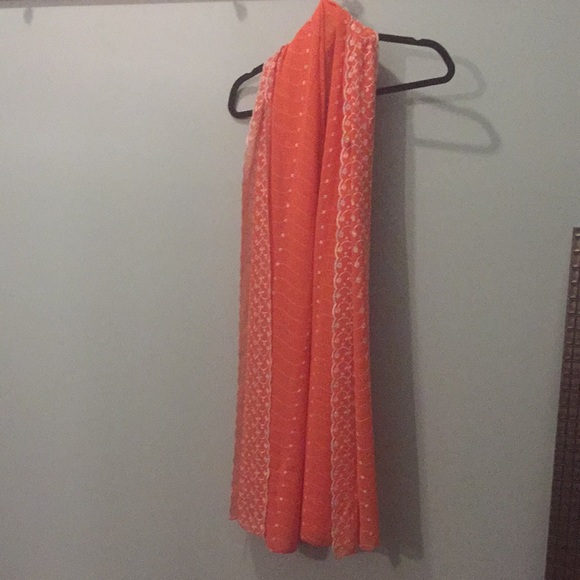 SIZE LARGE 3 pc SET SCARF 1 DRESS & 1 SHIRT DRESS - Picture 4 of 5